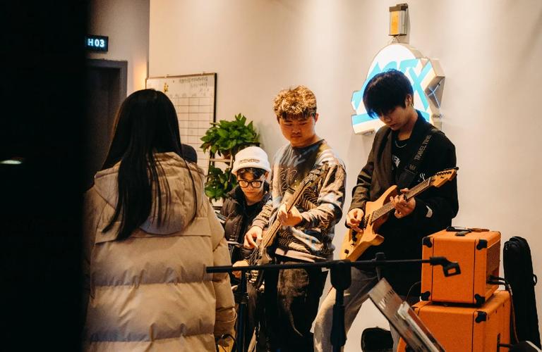 朱凯谈到 Invictus Gaming 教练：他在原则上有问题，我对Daeny的印象不好