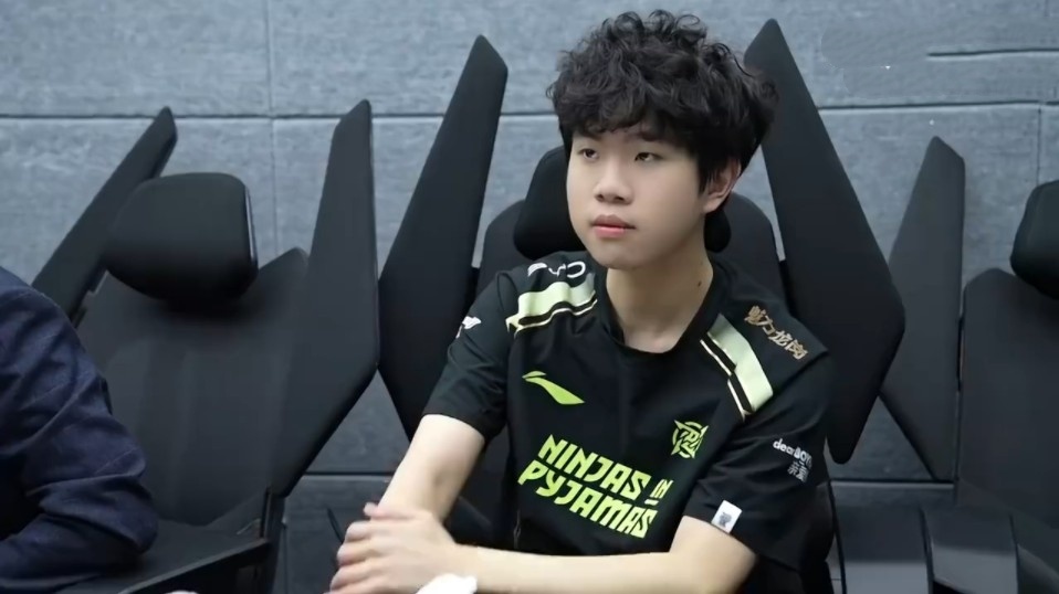 【战报】王者荣耀2020KPL秋季赛，WB.TS实力碾压零封RW侠