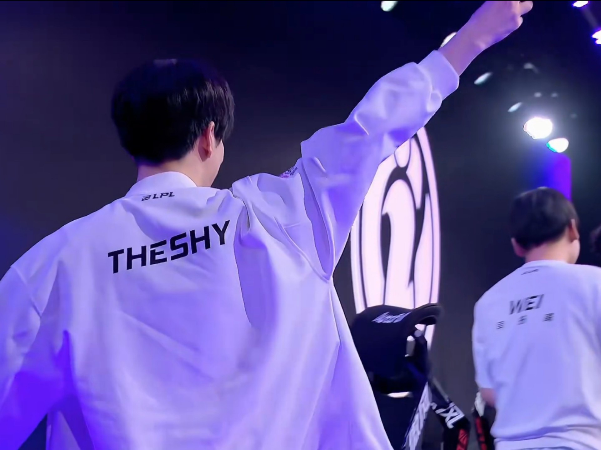 G2 Esports 击败 Movistar KOI ，Anyone’s Legend 战胜 Generation Gaming ：2025年全球总决赛瑞士阶段第二轮结果